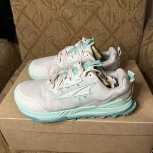 Altra Lone Peak 7 Womens Gray Trail Running Shoes US 7 WIDE EU 38 AL0A82CS224